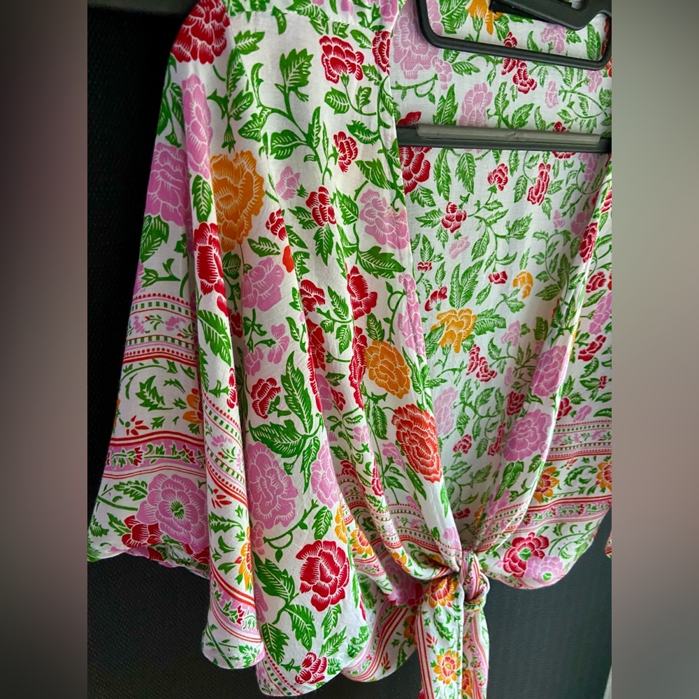 Swell Women's Palmia Floral Tie Front Crop Top ONE SIZE 100% Rayon